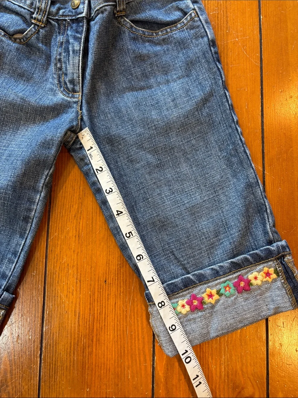 Gymboree Blue Denim Capri Jeans with Floral Cuff Embroidery Girls Size 4 GUC